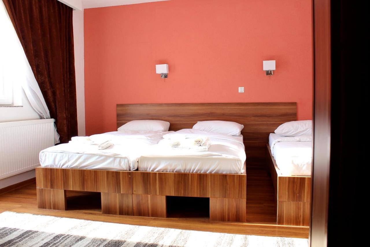 Hotel Casablanca Gorazde Eksteriør billede